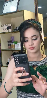 صورة من الصالون