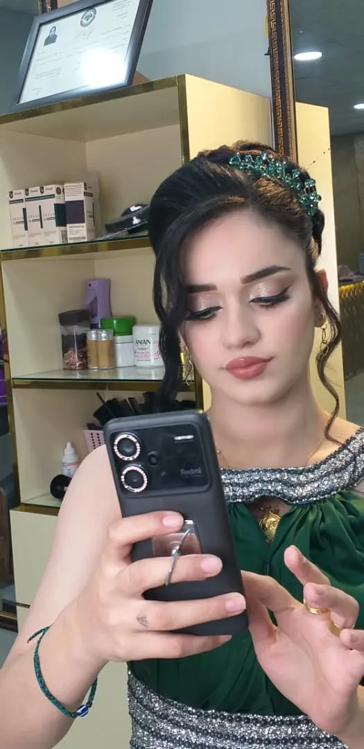 صالون لايكي