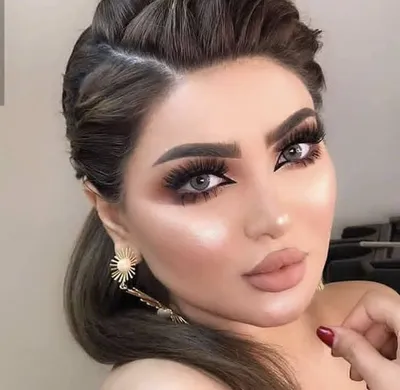 صورة من الصالون