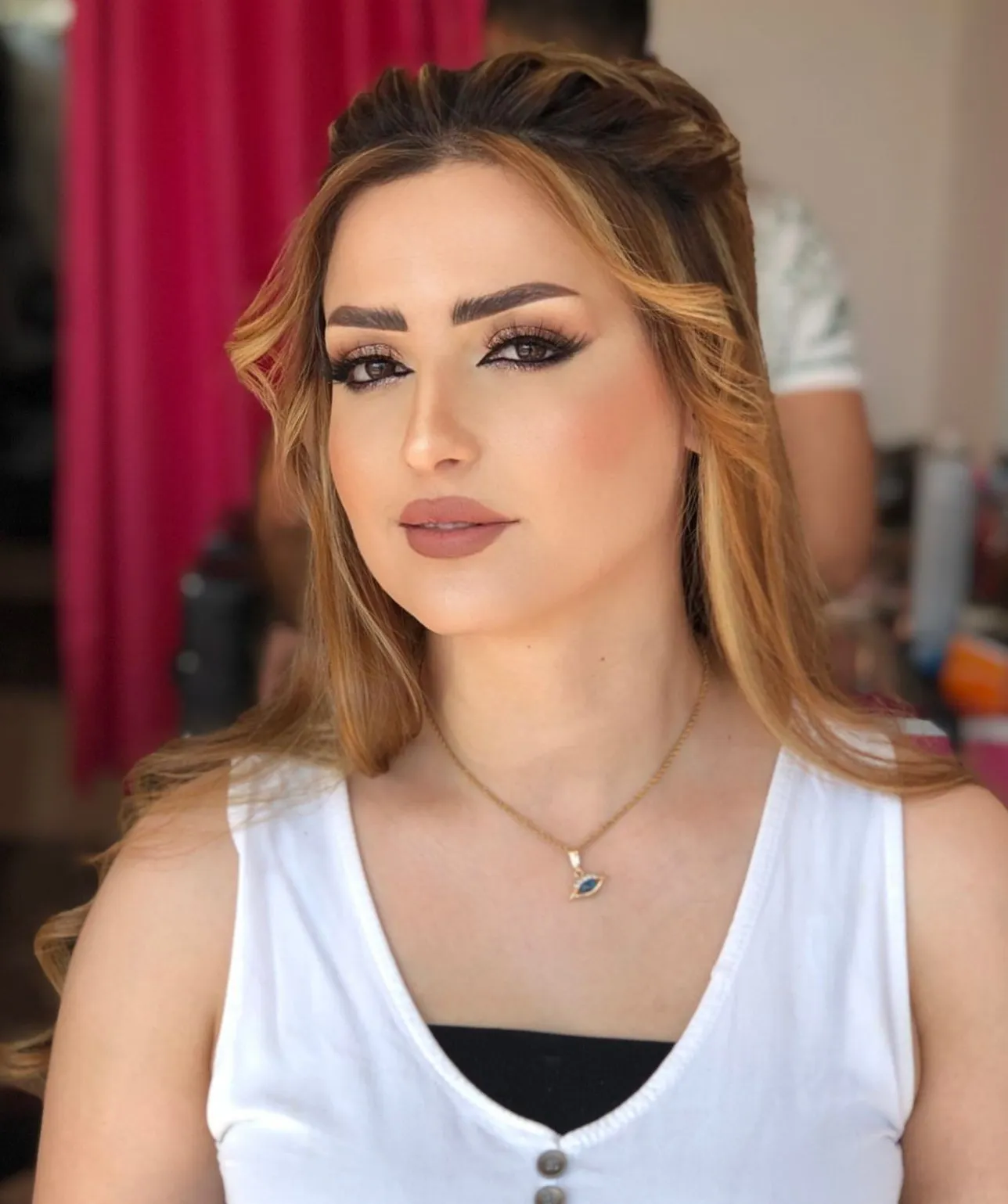صورة من الصالون