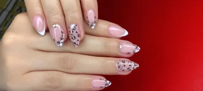 صورة من صالون Nora Nails&Lashes في اللاذقية