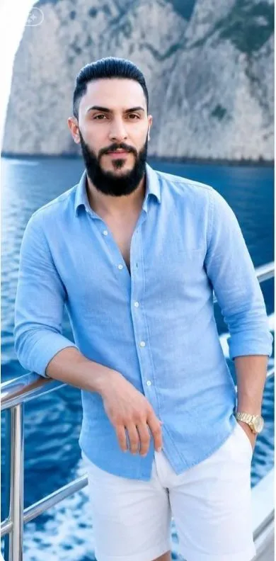صورة من صالون شاهين في حماة