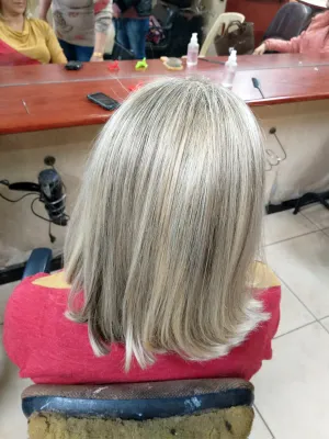 صورة من صالون صالون ياسمين بيوتي.ام طارق. في حمص