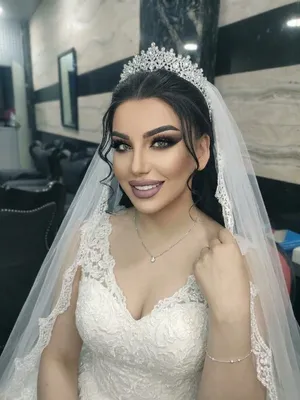 صورة من صالون زاتشي في اللاذقية