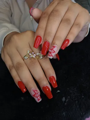 صورة من صالون Sally nails في حمص
