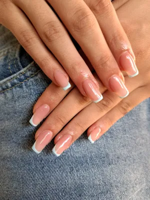صورة من صالون Sally nails في حمص